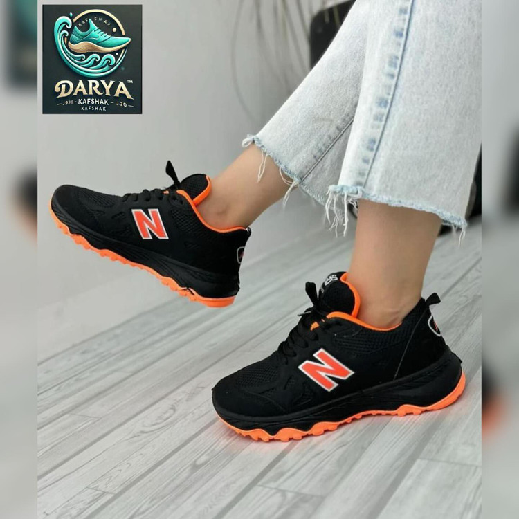 کفش کتونی زنانه نیو مدل ستین