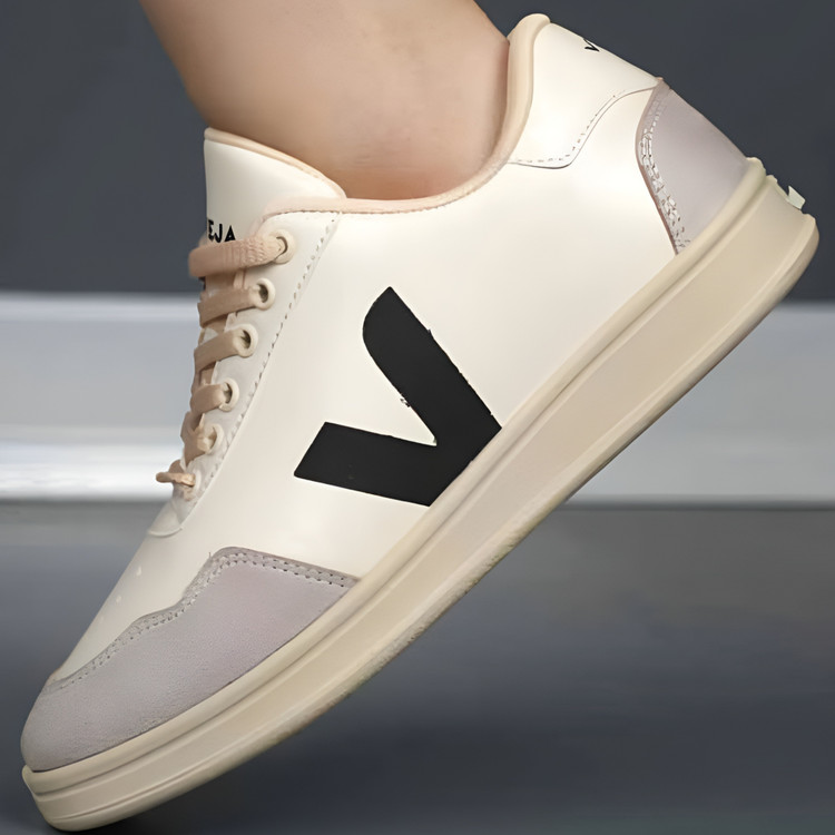 خرید کفش کتونی زنانه مدل وجا