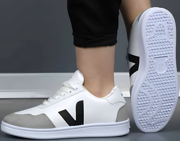 خرید کفش کتونی زنانه مدل وجا سفید