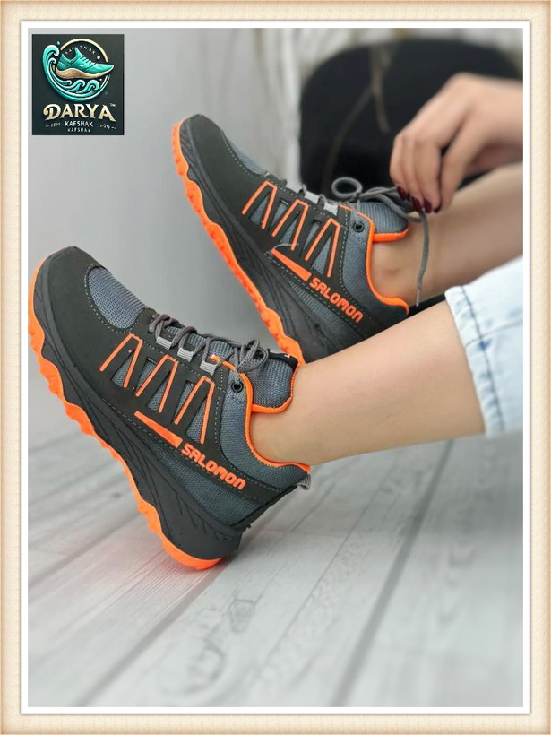 کفش کتونی زنانه سالامون مدا رکسانا