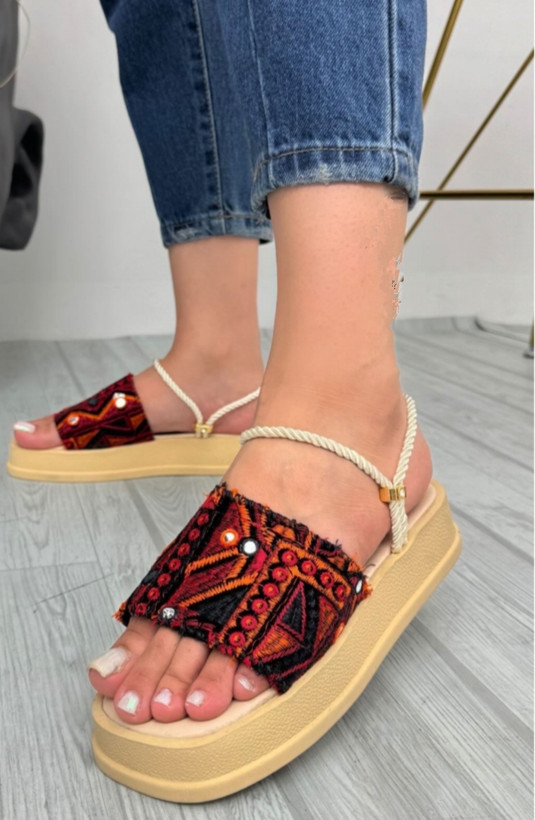 صندل زنانه شیک و راحت مدل ایندیا