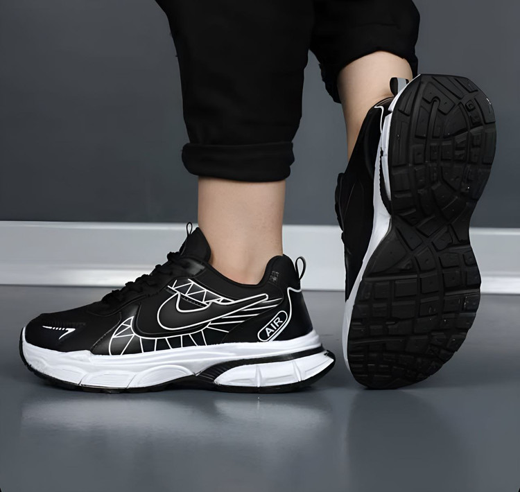 خرید کفش کتونی زنانه نایکی مدل رادیکس مشکی سفید