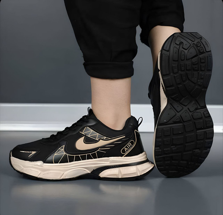 خرید کفش کتونی زنانه نایکی مدل رادیکس مشکی کرم