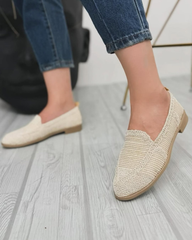 خرید کالج شیک و مجلسی زنانه مدل مهر کرم