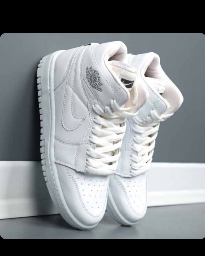 خرید کفش کتونی مردانه جذاب ساق دار مدل نایک جردن سفید