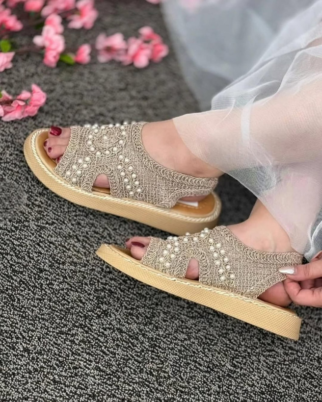 صندل زنانه طرح گیپور