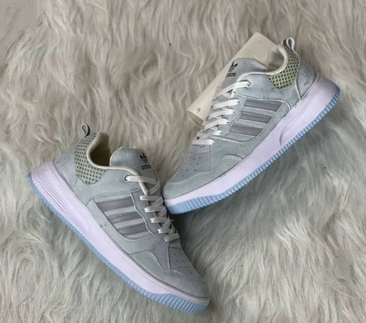 کفش کتونی مردانه آدیداس طرح بلگاری خاکستری