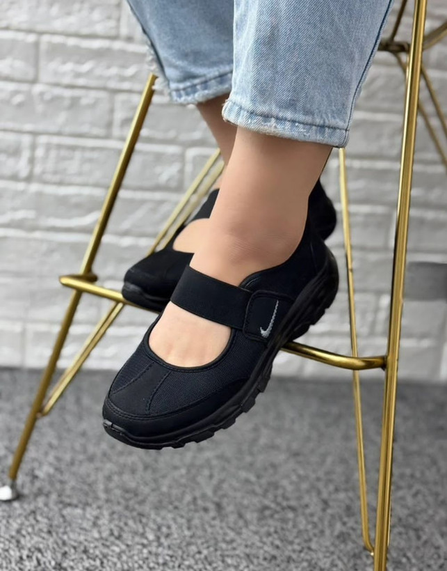 کفش زنانه طبی نایکی