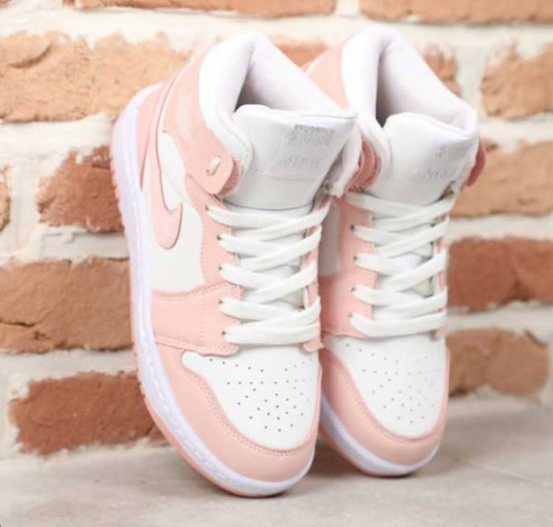 کفش کتونی دخترانه نایک جردن ساقدار