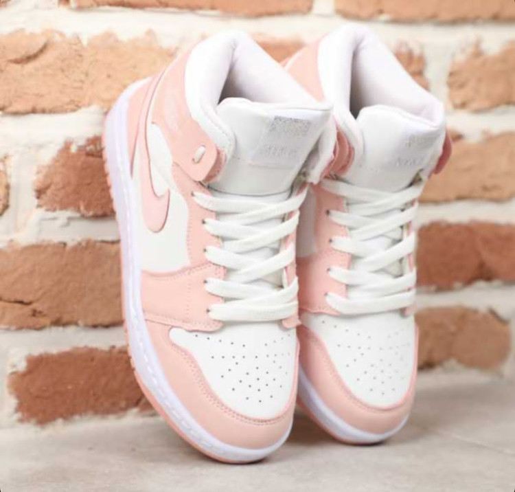 کفش کتونی دخترانه نایک جردن ساقدار